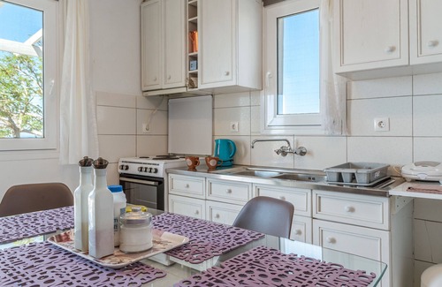 Andros Apartment | 'KNA Studio A' with Sea View, Wi-Fi and Air Conditioning