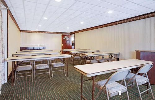 Mount Laurel Hotel | Knights Inn Mount Laurel