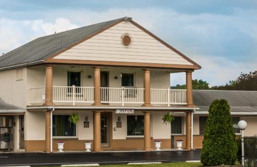 Palmyra Hotel | Knights Inn Palmyra