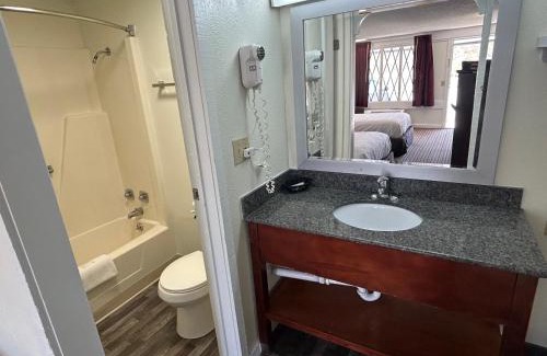 Somerset Hotel | Knights Inn Somerset