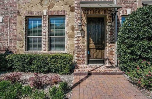 Legacy Park House | Knox · Comfortable Chic | Long Term | Legacy