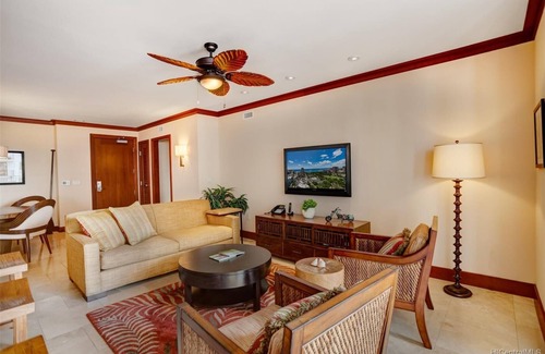 Ko Olina Condo | Ko'olina Beach Villa. Steps to the pool and beach!