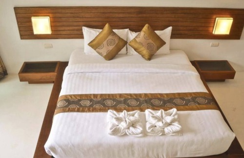 Koh Tao Apartment | Koh Tao Superior A/C with ABF