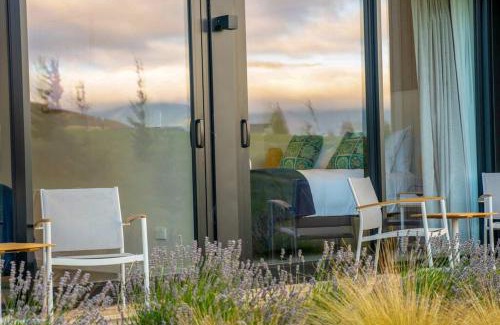 Kawarau Falls House | Kōhatu House - Jacks Point Remarkable Paradise