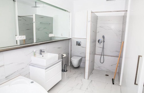 Lavrio Apartment | Komfort City Apartment "Elias" mit Meerblick in Lavrio