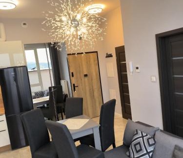 Rzeszow Apartment | Komfortowa Miła z garażem i tarasem, klimatyzacja, self check in