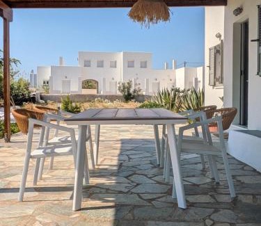 Skiros Villa | KONAKI Private Villa