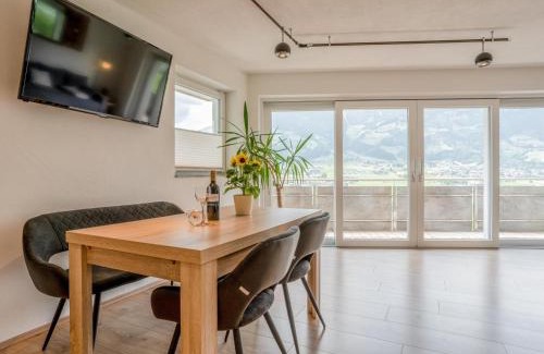 Helfenstein Apartment | Konrad