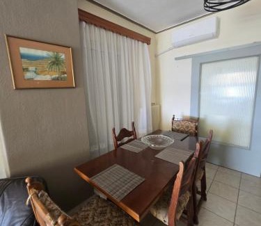 Kalamata Apartment | Kons beach front