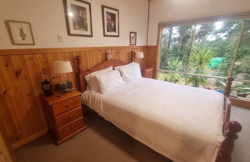 Chum Creek Other | Kookaburra Lodge at Dunhaw. For the perfect romantic stay or family holiday.