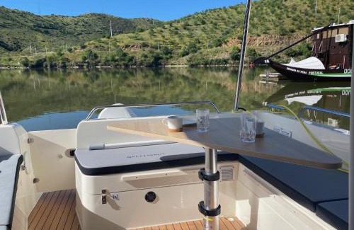 Vila Nova de Foz Coa Boat Rental | Koolhouse Boat
