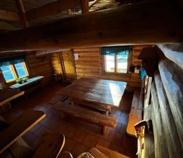 Maeru House | Koplimadise Palkmaja