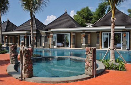 Gianyar Villa | Kori Maharani Villas - Lagoon Pool Access 3