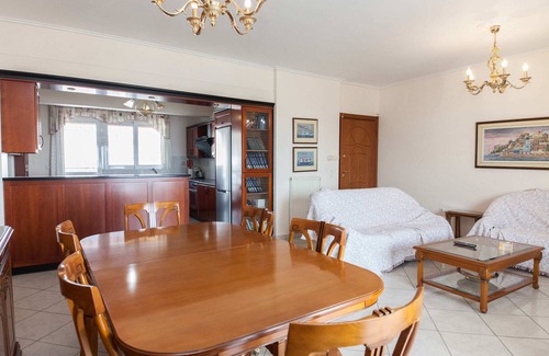 Korydallos Apartment | Koridalos 3 Bd Terrace Apt with Spectacular Views