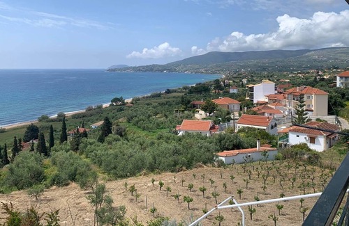 Koroni Apartment | Koroni best view family apartment