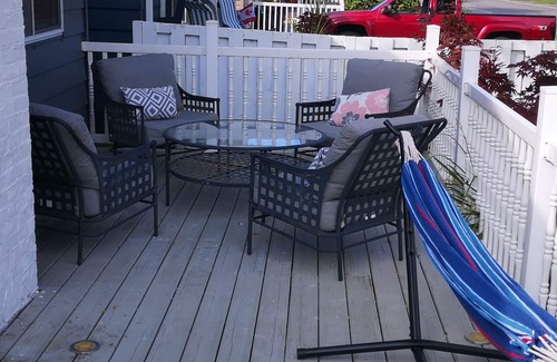 Turkey Point House | Kosecki Kabana - 3 mins to the beach on the main strip of Turkey Point