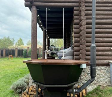 Klavdiyevo-Tarasove House | Koshara chalet - harmony in the midst of nature