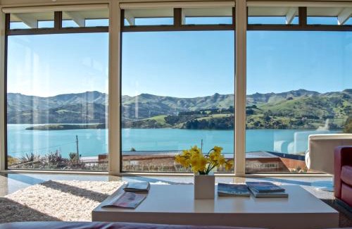 Akaroa House | Kotare Point Paradise - Akaroa Holiday Home