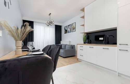 Praga Polnoc Apartment | Kotsisa 8C | Modern Apartment | Parking