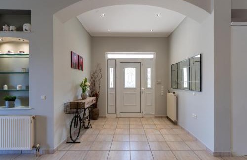 Kypseli Villa | Koukounara Residence