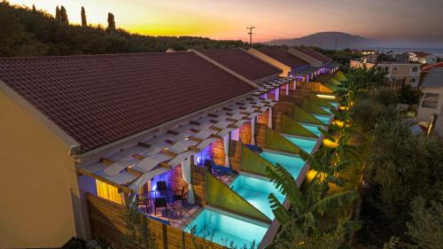 Amoudi Apartment | Kozanos Suites with Private Pool