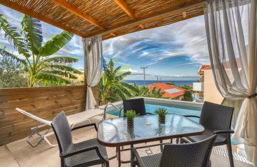 Amoudi Apartment | Kozanos Suites with Private Pool