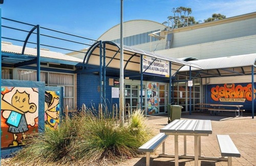 Paralowie House | KozyGuru | 3BR Retreat to ADL and Barossa in 40m