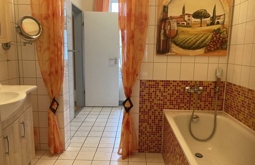 Dahme Apartment | "krähenhorst" Wohnen mit Charme auf 100 m² in der Historischen Villa Seeperle