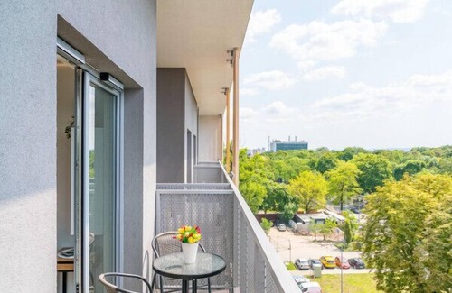 Warszawskie Apartment | Kraków Old Town - Bus&tram Stops Nearby, Balcony - by Rentujemy