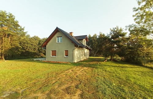 Boleslawiec Apartment | "Kraniec Świata" Unique Design Great Comfort Secured Parking Peace and Quiet