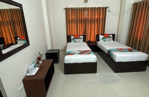 South Dum Dum Bed & Breakfast | Krishna Kunja Guest House