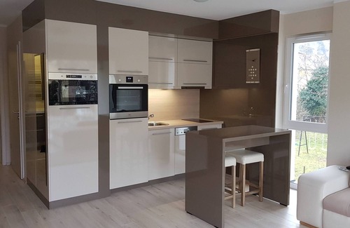 Balatonalmadi Apartment | Kriszta Residence in the center close to the beach