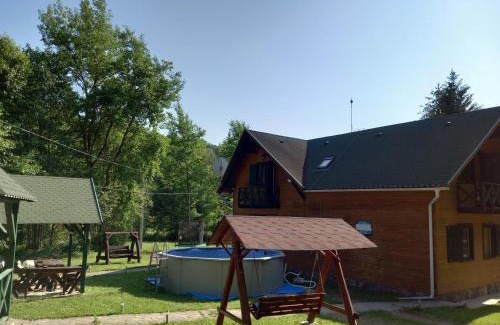 Zetea Villa | Krisztina Kulcsosház Ivo