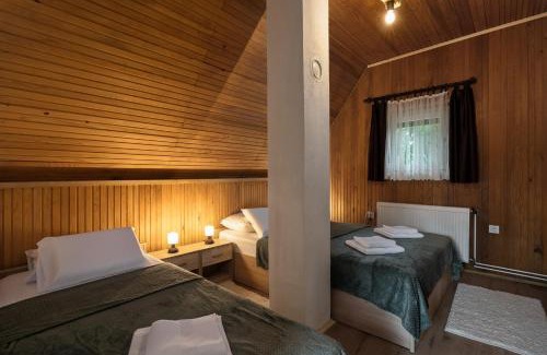 Lic House | Kuća za odmor Iva
