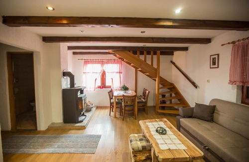 Josipdol House | Kuća za odmor "Neralić"