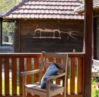 Dragolj House | Kuca pod Rudnikom