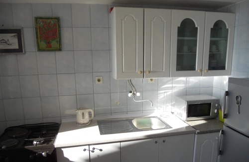 Bar House | kuca za izdavanje,sa dva apartmana