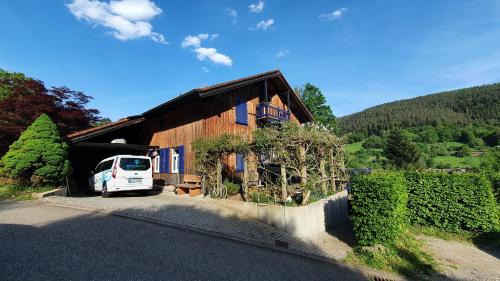 Bad Wildbad Apartment | Kuckucksnest - Ferienwohnung mit Traumblick im Schwarzwald