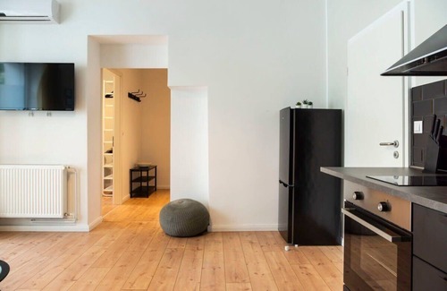 Halensee Apartment | Kudamm plus AC plus SelfCheckIn