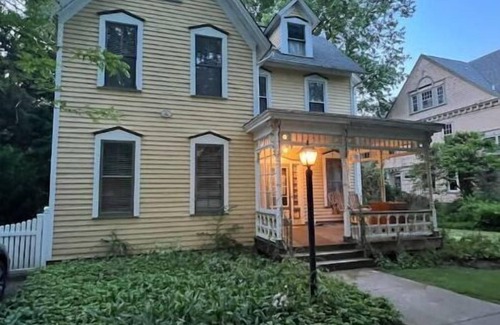 Reno House | Kugler Cottage, built 1871