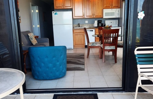 Honokowai Condo | Kuleana 408 Oceanfront Condo - Ground Floor - 5 Star Reviews