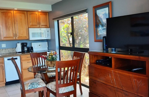 Honokowai Condo | Kuleana 408 Oceanfront Condo - Ground Floor - 5 Star Reviews