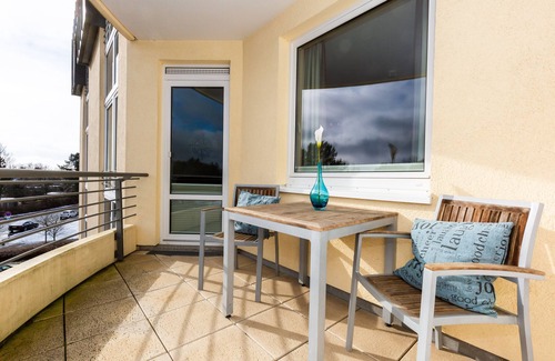 Stickenbuttel Apartment | Kurpark Residenz App.202 - 65m² vacation apartment in Döse with swimming pool and sauna