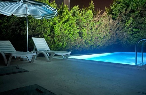 Yavansu Mahallesi House | Kusadası'nda muhtesem havuzlu private villa avm