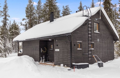 Akaslompolo House | Kuuraparta A by Interhome