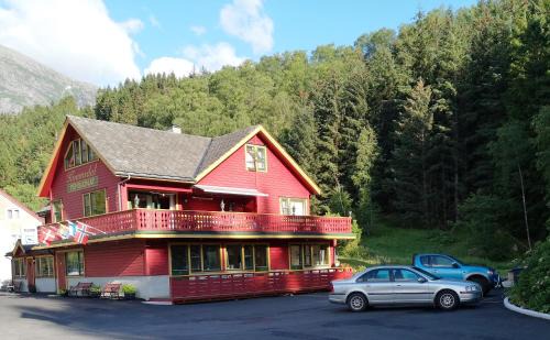 Eidfjord House | Kvamsdal Pensjonat 2