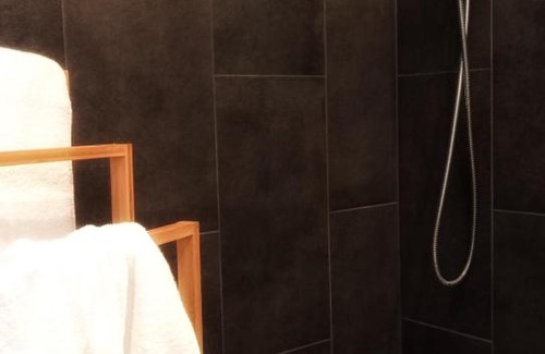 Obrazow Resort | Kwitnące Jabłonie. Całoroczne Domki Wypoczynkowe