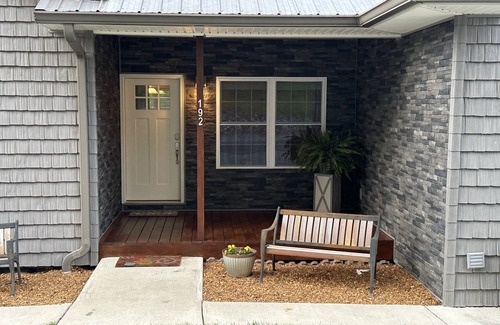Gilbertsville House | KY Lake House 1 mile from Moors Resort w Boat Slip and Golf Cart -Prime Location
