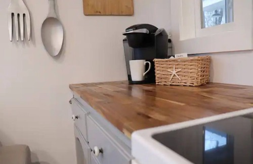 Camden Cabin | Ky Lake/Tn River Lake Cabin Wi-Fi 100mps