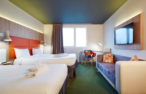 Riom Hotel | Kyriad Clermont Ferrand Nord - Riom